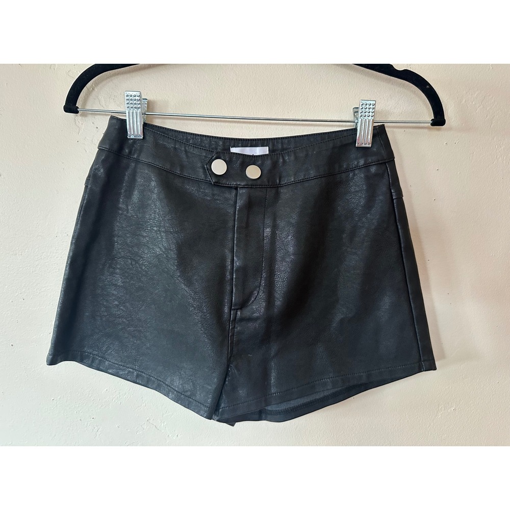 Superdown Womens Black Faux Leather High Waisted Shorts Size XS Snap Closure